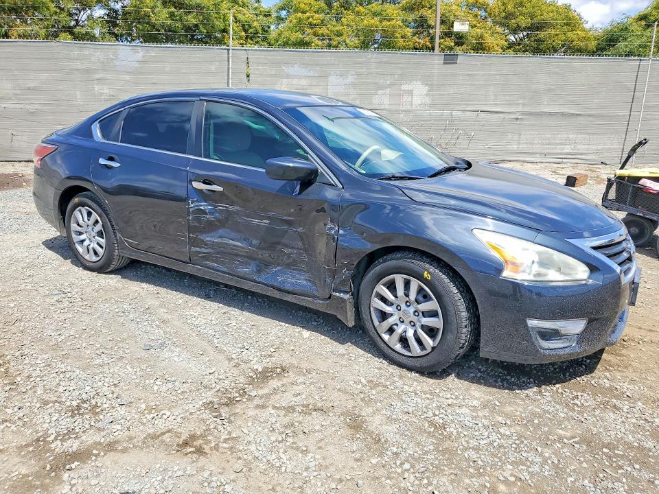 2015 Nissan Altima მანქანა იყიდება აუქციონზე, vin: 1N4AL3AP3FC238561, აუქციონის ნომერი: 55535276