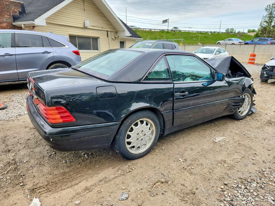 1997 Mercedes-benz Sl მანქანა იყიდება აუქციონზე, vin: WDBFA67FXVF147126, აუქციონის ნომერი: 50362136