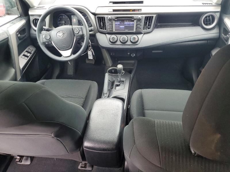 53786266 :رقم المزاد ، 2T3ZFREV1JW418465 vin ، 2018 Toyota Rav4 مزاد بيع