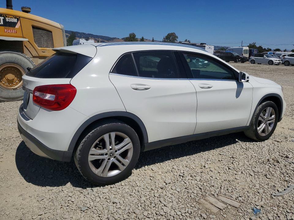 Продаж на аукціоні авто 2018 Mercedes-benz Gla, vin: WDCTG4EB7JJ432990, номер лоту: 53849086