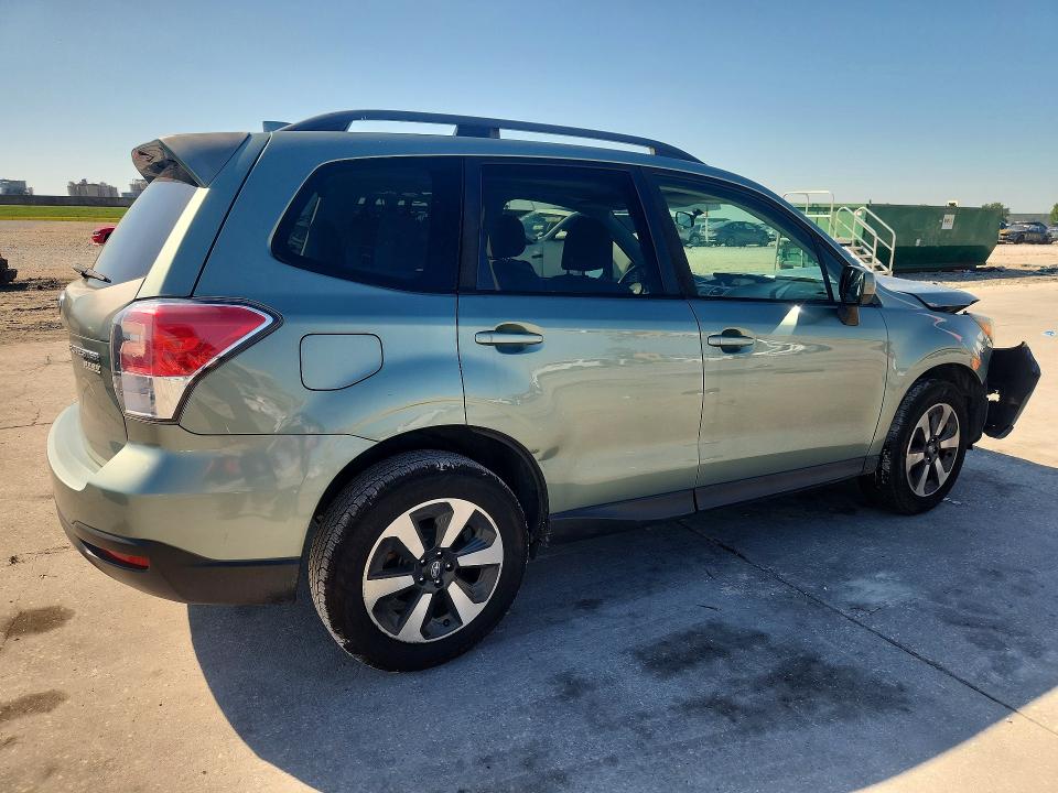 Продажа на аукционе авто 2017 Subaru Forester, vin: JF2SJAEC0HH549551, номер лота: 53699546