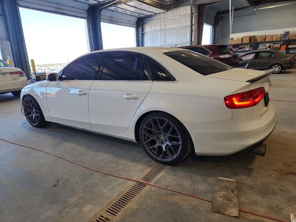 2013 Audi A4 მანქანა იყიდება აუქციონზე, vin: WAUFFAFL9DN007549, აუქციონის ნომერი: 52324426