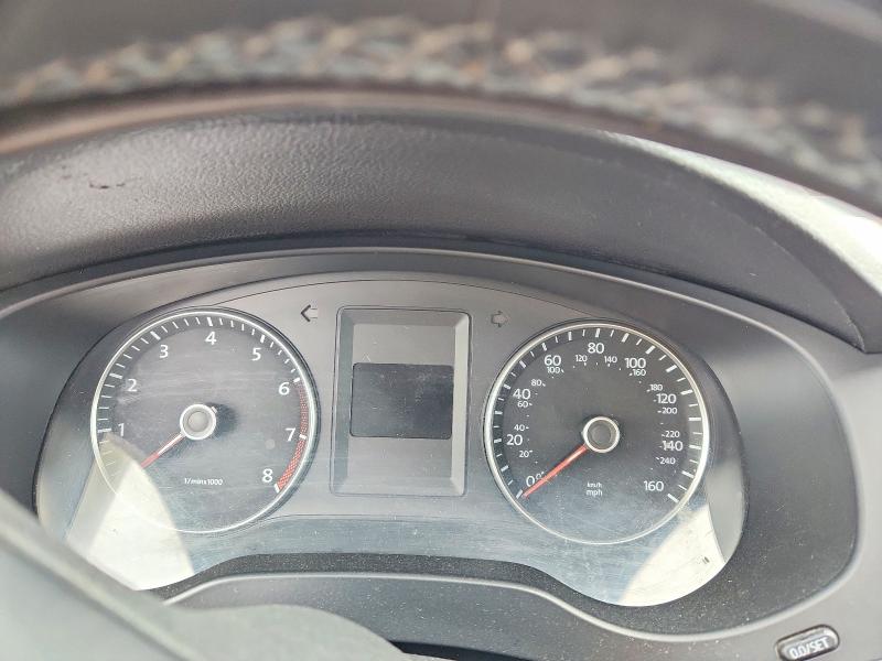 52772636 :رقم المزاد ، 3VWDP7AJ7DM217736 vin ، 2013 Volkswagen Jetta مزاد بيع