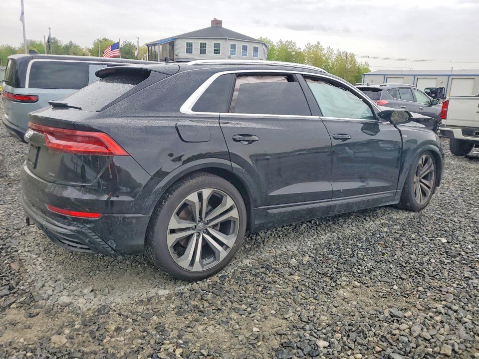53018826 :رقم المزاد ، WA1EVAF14LD025620 vin ، 2020 Audi Q8 مزاد بيع