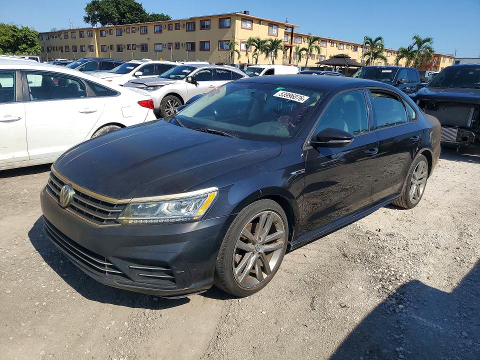 Продаж на аукціоні авто 2018 Volkswagen Passat, vin: 1VWAA7A33JC028410, номер лоту: 53996076