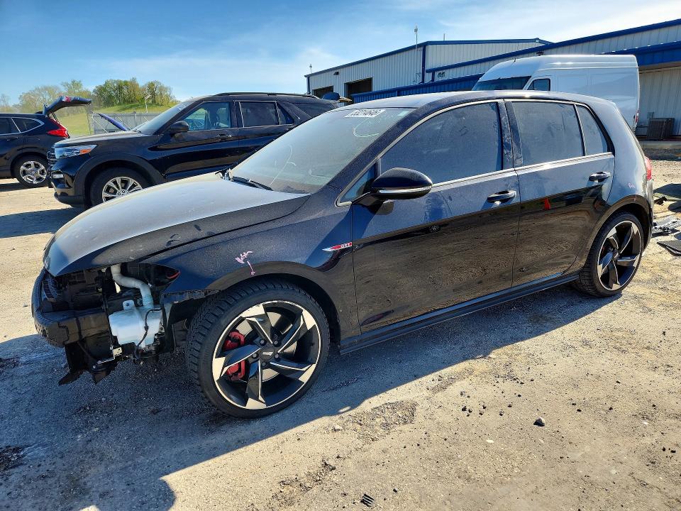 53214646 :رقم المزاد ، 3VW6T7AU0MM010510 vin ، 2021 Volkswagen Gti مزاد بيع