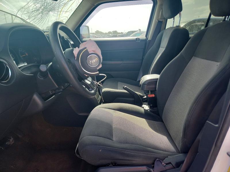 52515896 :رقم المزاد ، 1C4NJPBB6HD120240 vin ، 2017 Jeep Patriot مزاد بيع
