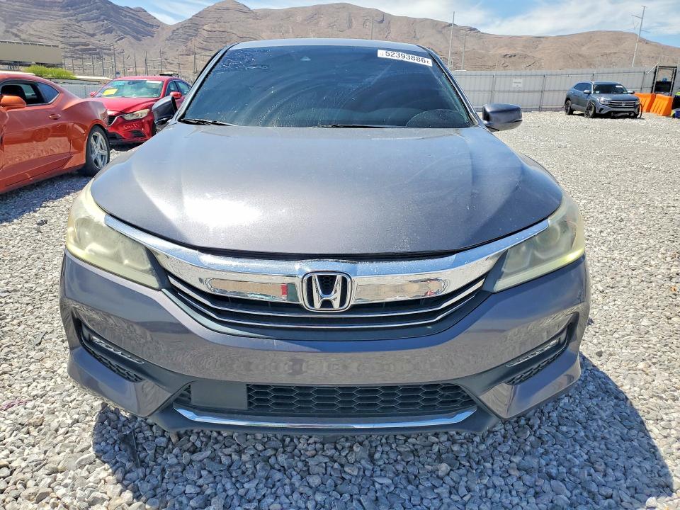 2017 Honda Accord მანქანა იყიდება აუქციონზე, vin: 1HGCR2F95HA068256, აუქციონის ნომერი: 52393886