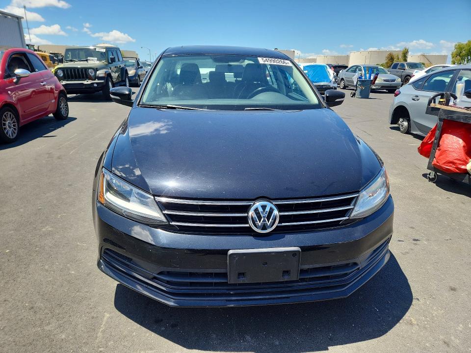 2017 Volkswagen Jetta მანქანა იყიდება აუქციონზე, vin: 3VWDB7AJ9HM204524, აუქციონის ნომერი: 54990266