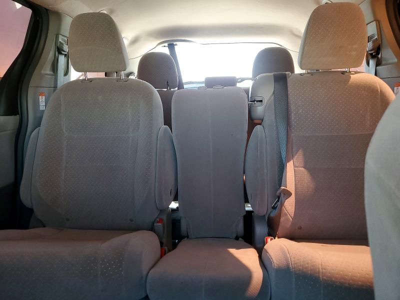 54809066 :رقم المزاد ، 5TDKK3DC4FS536688 vin ، 2015 Toyota Sienna مزاد بيع