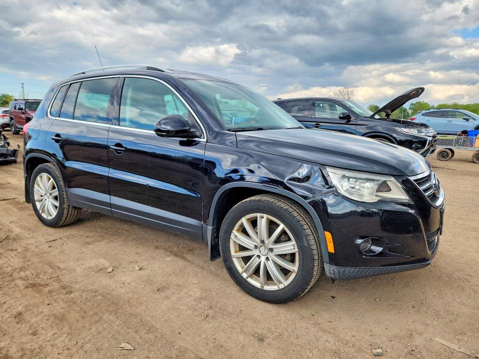 2009 Volkswagen Tiguan მანქანა იყიდება აუქციონზე, vin: WVGAV75N19W509829, აუქციონის ნომერი: 51838856