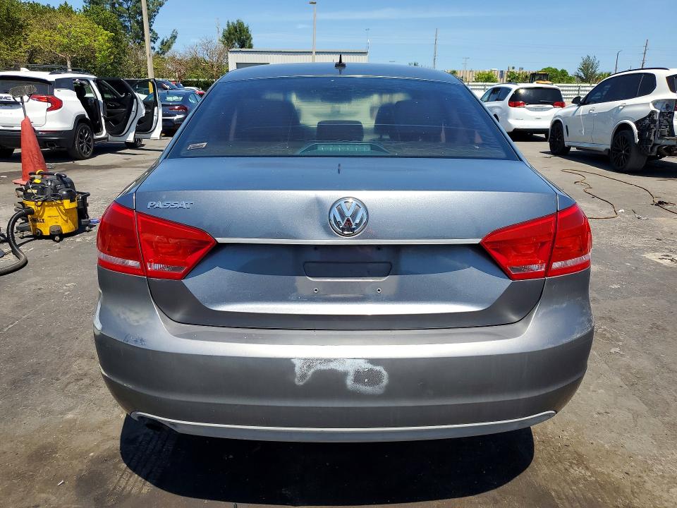 Продажа на аукционе авто 2013 Volkswagen Passat, vin: 1VWAH7A30DC093294, номер лота: 52099176