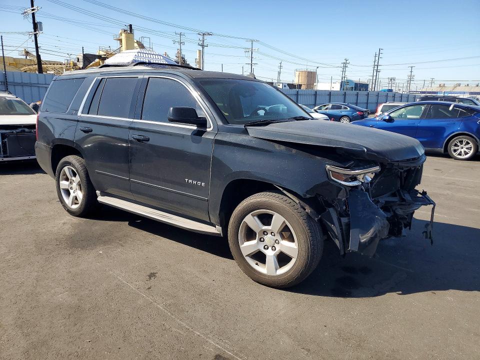 53030786 :رقم المزاد ، 1GNSCBKC2FR279112 vin ، 2015 Chevrolet Tahoe مزاد بيع