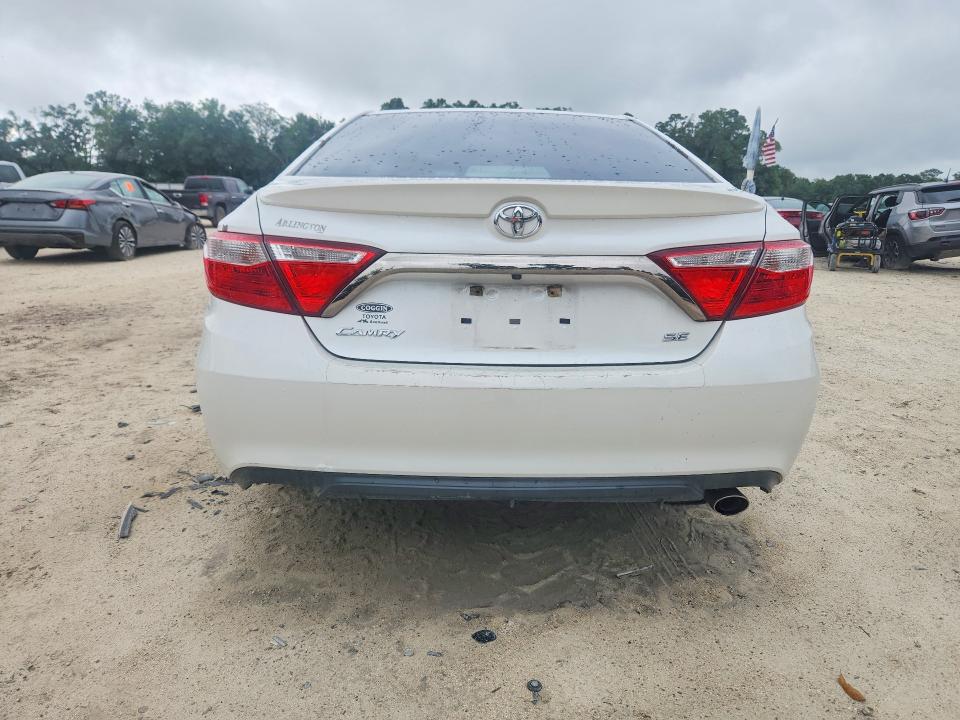 2017 Toyota Camry მანქანა იყიდება აუქციონზე, vin: 4T1BF1FK2HU304212, აუქციონის ნომერი: 53350516