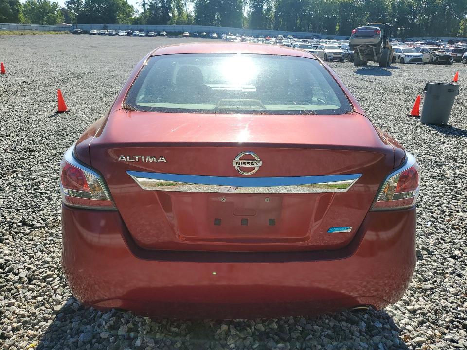 2014 Nissan Altima მანქანა იყიდება აუქციონზე, vin: 1N4AL3AP4EC192608, აუქციონის ნომერი: 52608656