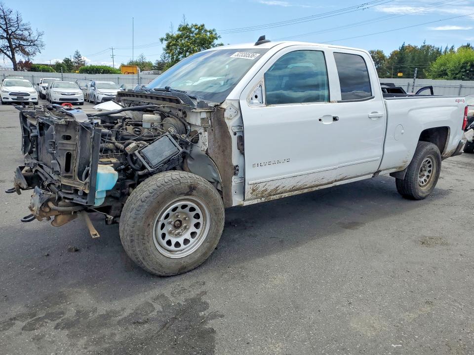 Auction sale of the 2016 Chevrolet Silverado, vin: 1GCVKREC4GZ166292, lot number: 52330536