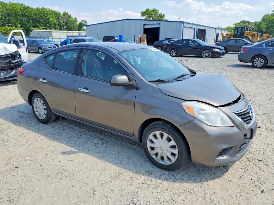 53229106 :رقم المزاد ، 3N1CN7AP5DL850981 vin ، 2013 Nissan Versa مزاد بيع