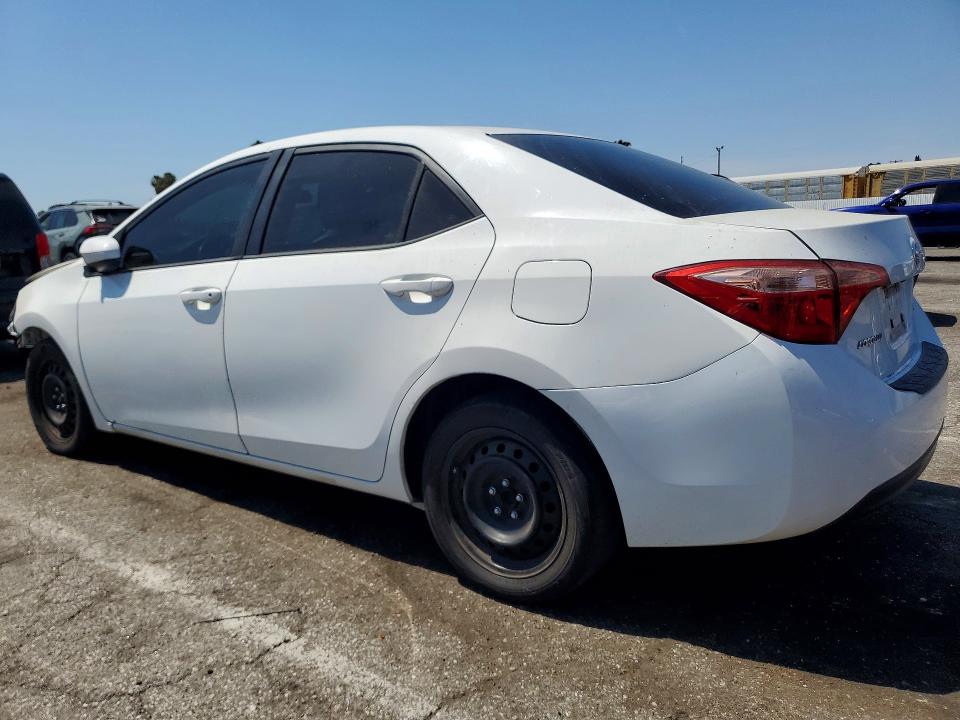 54492486 :رقم المزاد ، 5YFBURHE6JP797959 vin ، 2018 Toyota Corolla مزاد بيع