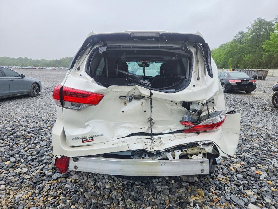 52456766 :رقم المزاد ، 5TDKZRFH7JS532618 vin ، 2018 Toyota Highlander مزاد بيع