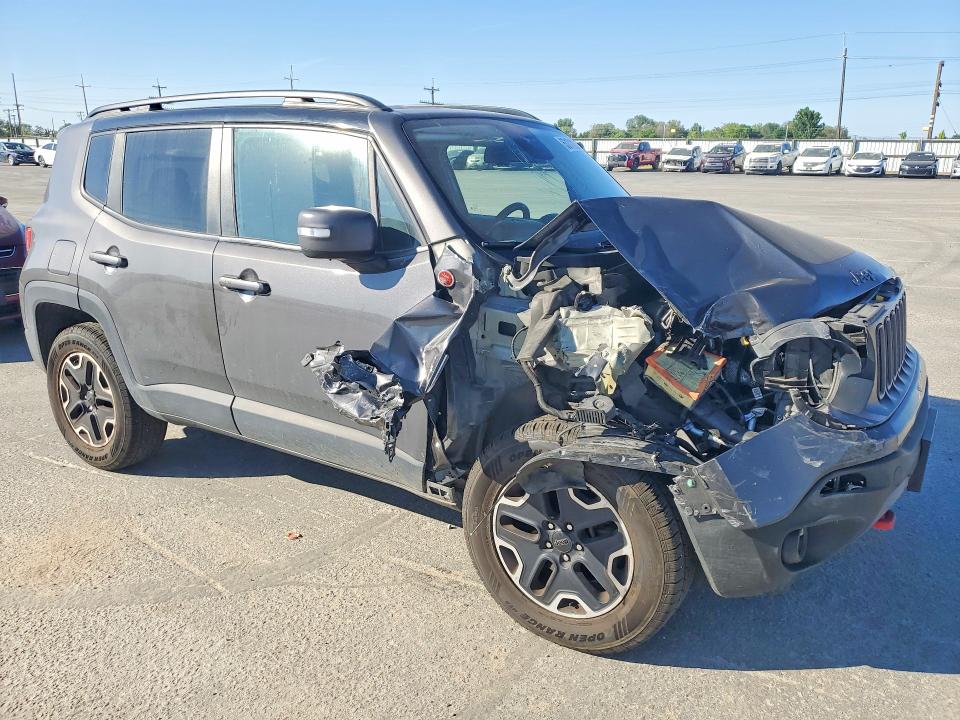 2017 Jeep Renegade მანქანა იყიდება აუქციონზე, vin: ZACCJBCB2HPG54751, აუქციონის ნომერი: 53171226