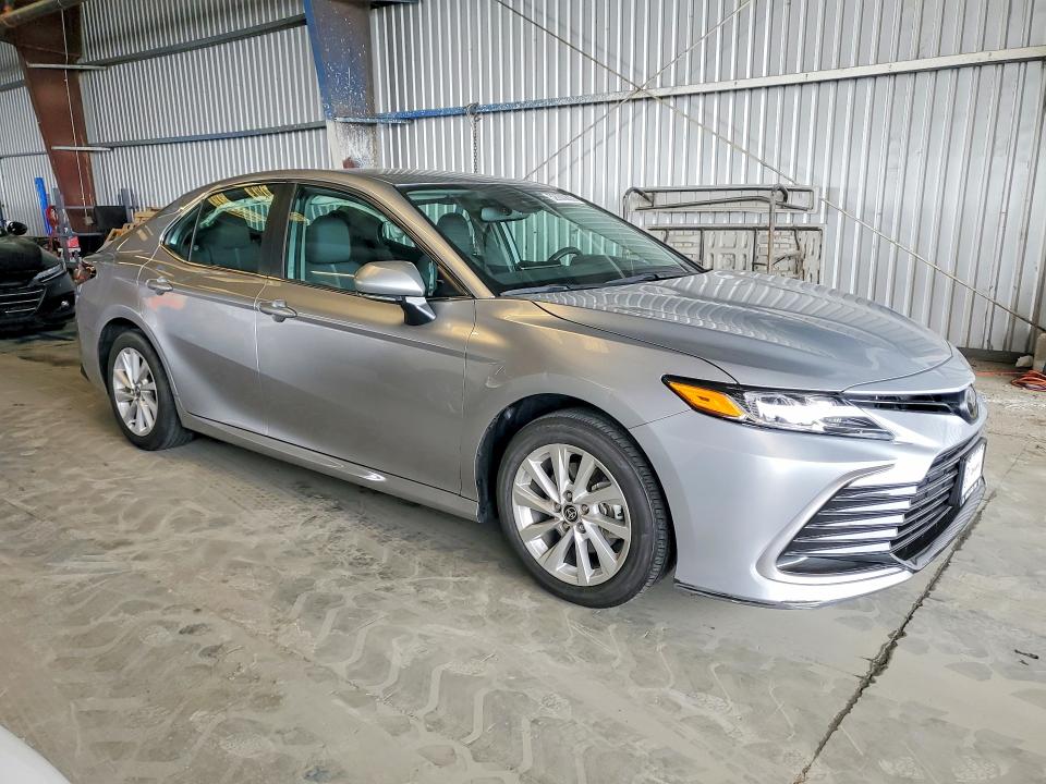 52003806 :رقم المزاد ، 4T1R11AK9RU877517 vin ، 2024 Toyota Camry مزاد بيع