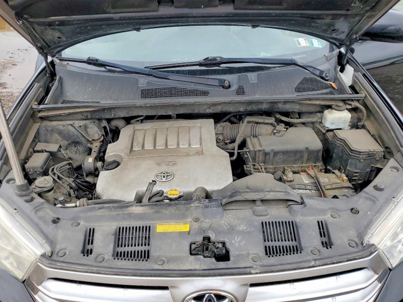 52603356 :رقم المزاد ، 5TDBK3EHXCS113202 vin ، 2012 Toyota Highlander مزاد بيع