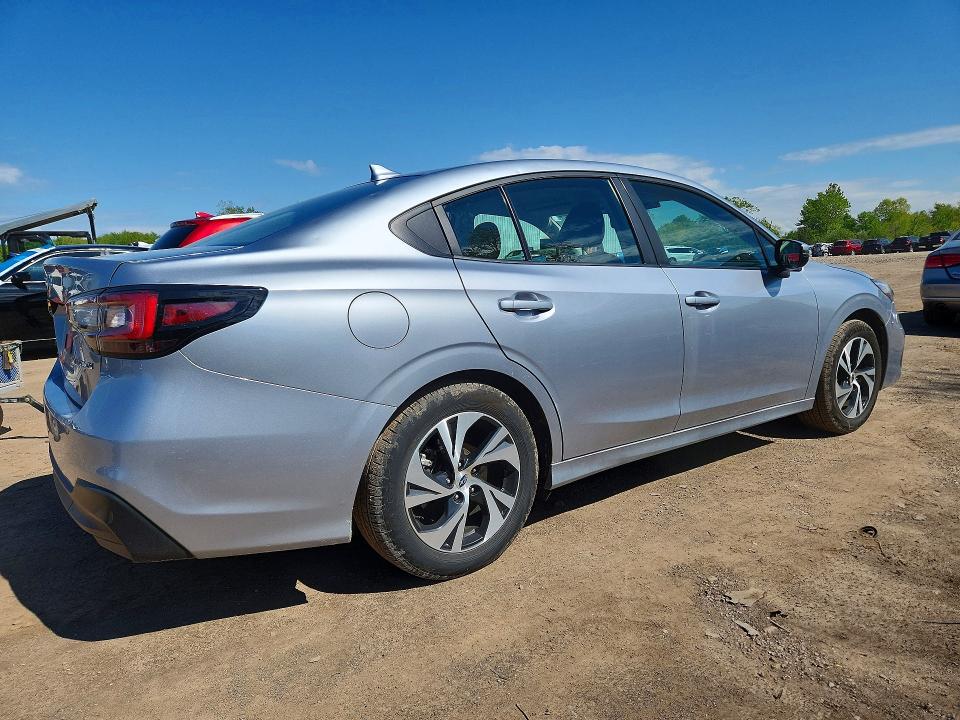 2024 Subaru Legacy მანქანა იყიდება აუქციონზე, vin: 4S3BWAD68R3018785, აუქციონის ნომერი: 52493906