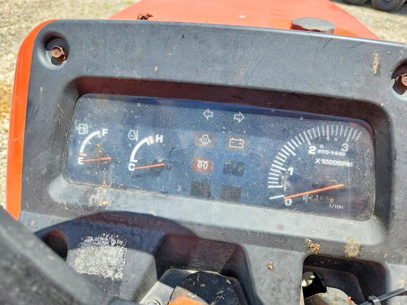 1989 Kubota Construction Equipment მანქანა იყიდება აუქციონზე, vin: 221615, აუქციონის ნომერი: 53800126