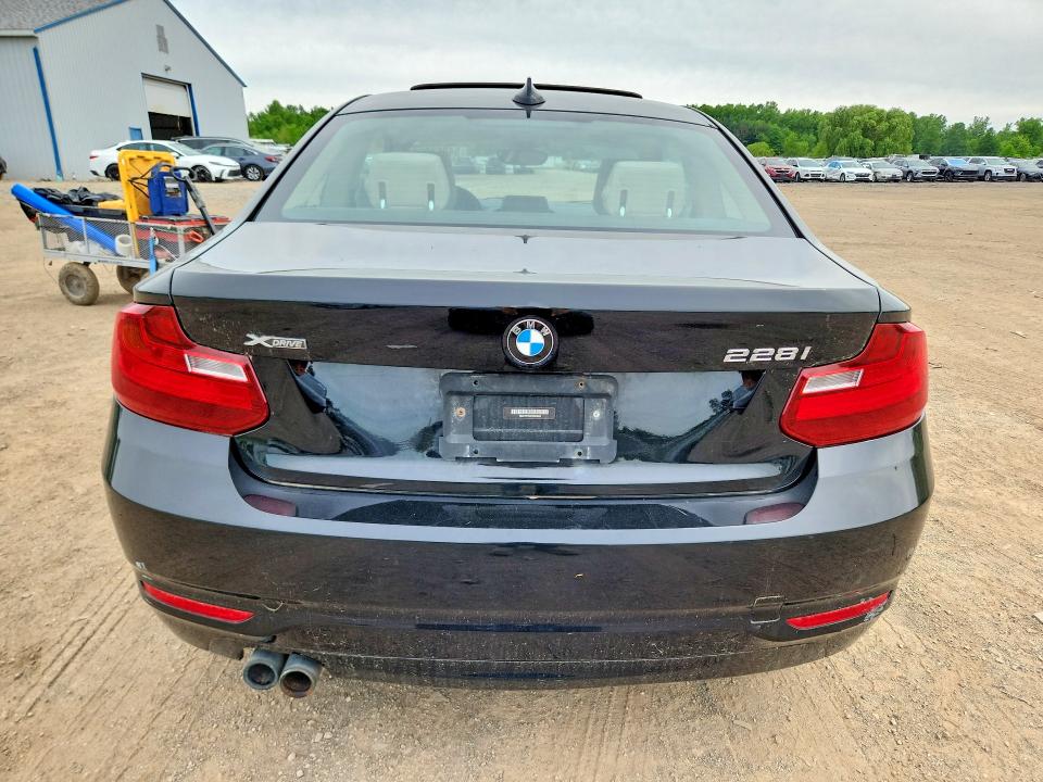 54963866 :رقم المزاد ، WBA1F7C5XFVX95960 vin ، 2015 Bmw 228 مزاد بيع