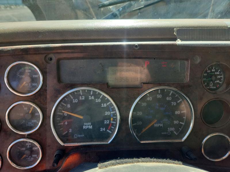 Продажа на аукционе авто 2006 Mack 700, vin: 1M2AG11C76M047084, номер лота: 53156366