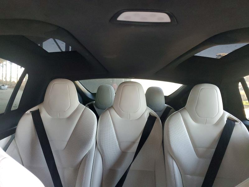 2016 Tesla Model X მანქანა იყიდება აუქციონზე, vin: 5YJXCAE46GFF00055, აუქციონის ნომერი: 52561146