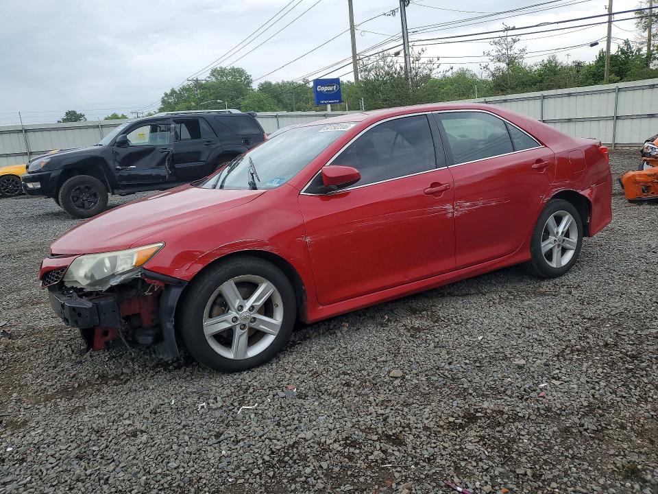 54192306 :رقم المزاد ، 4T1BF1FK5EU795693 vin ، 2014 Toyota Camry مزاد بيع