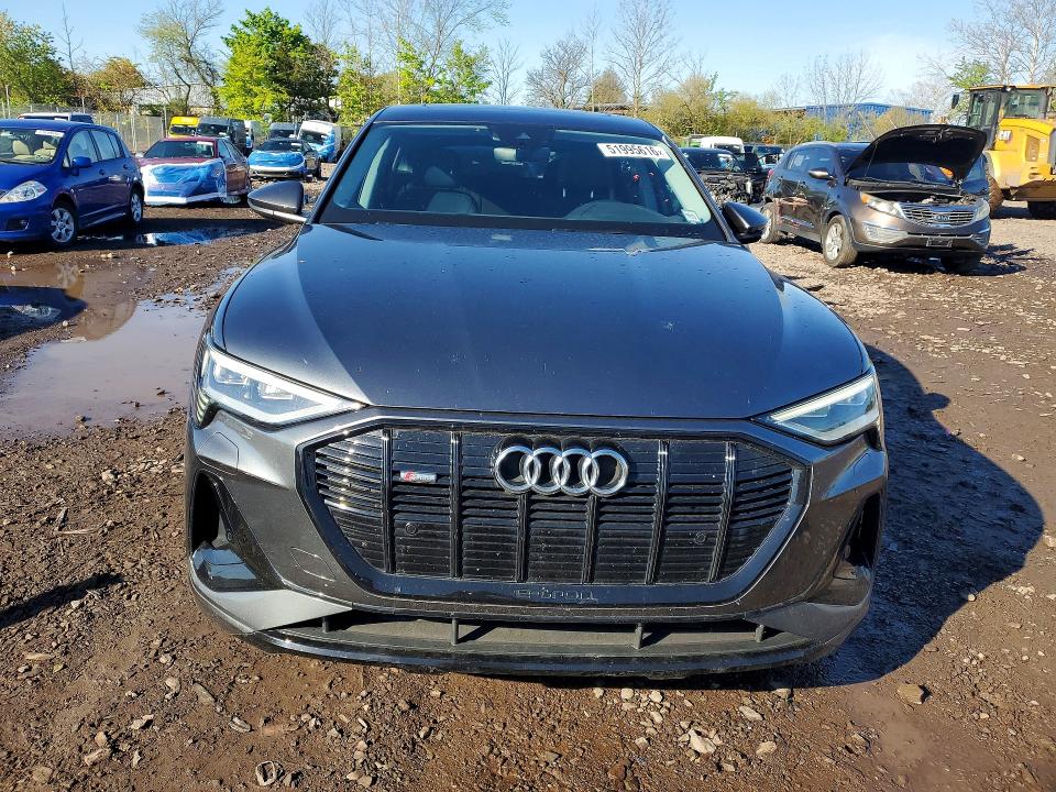 Продаж на аукціоні авто 2021 Audi E-tron, vin: WA11AAGE0MB012341, номер лоту: 51995616