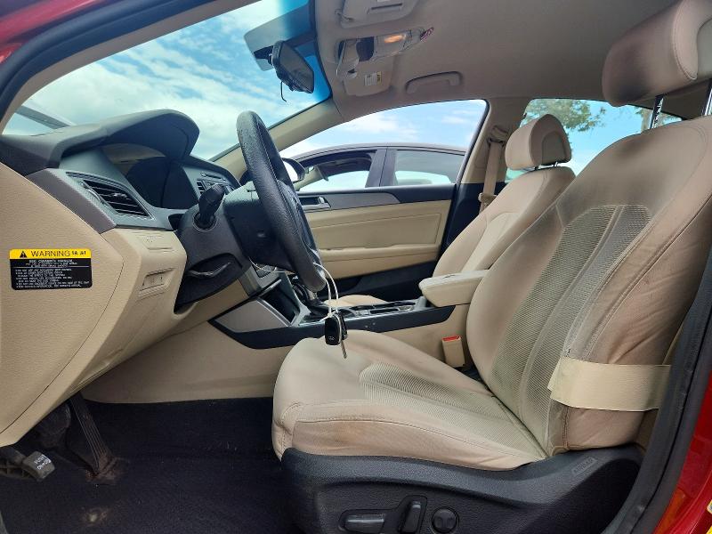 2015 Hyundai Sonata მანქანა იყიდება აუქციონზე, vin: 5NPE24AF8FH251340, აუქციონის ნომერი: 55301676