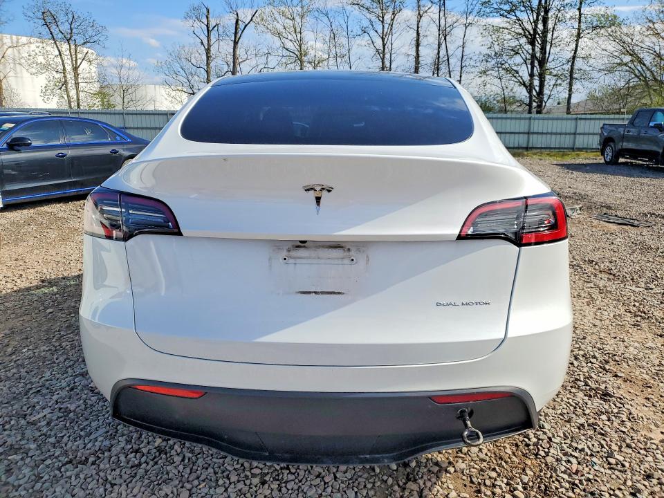 52694446 :رقم المزاد ، 7SAYGDEE3PF700829 vin ، 2023 Tesla Model Y مزاد بيع