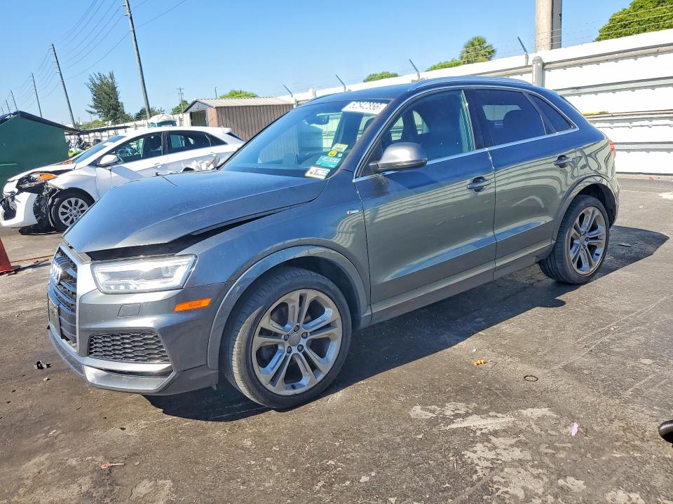 52542856 :رقم المزاد ، WA1JCCFS4JR023844 vin ، 2018 Audi Q3 مزاد بيع
