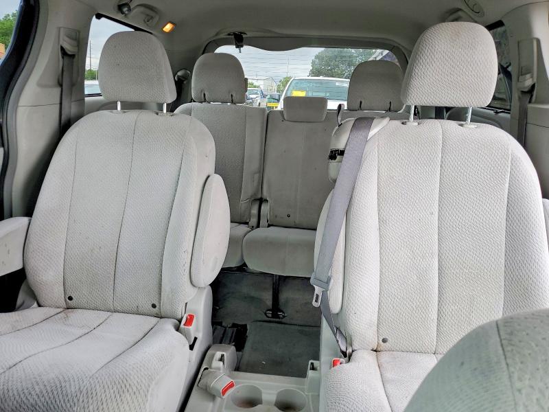 2011 Toyota Sienna მანქანა იყიდება აუქციონზე, vin: 5TDKK3DC3BS033986, აუქციონის ნომერი: 54200036