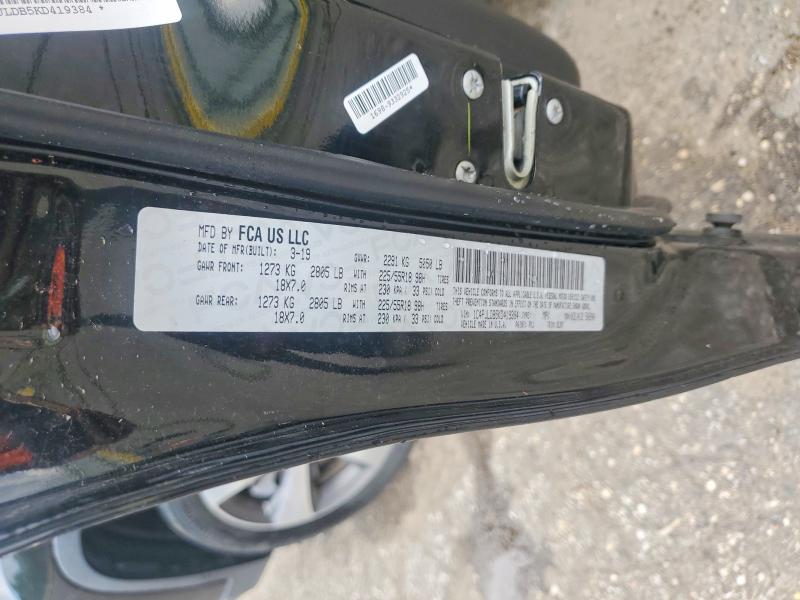 53246516 :رقم المزاد ، 1C4PJLDB5KD419384 vin ، 2019 Jeep Cherokee مزاد بيع
