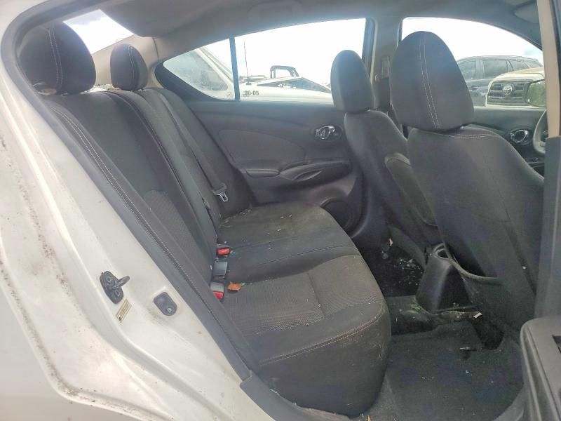 53240766 :رقم المزاد ، 3N1CN7AP2FL872956 vin ، 2015 Nissan Versa مزاد بيع