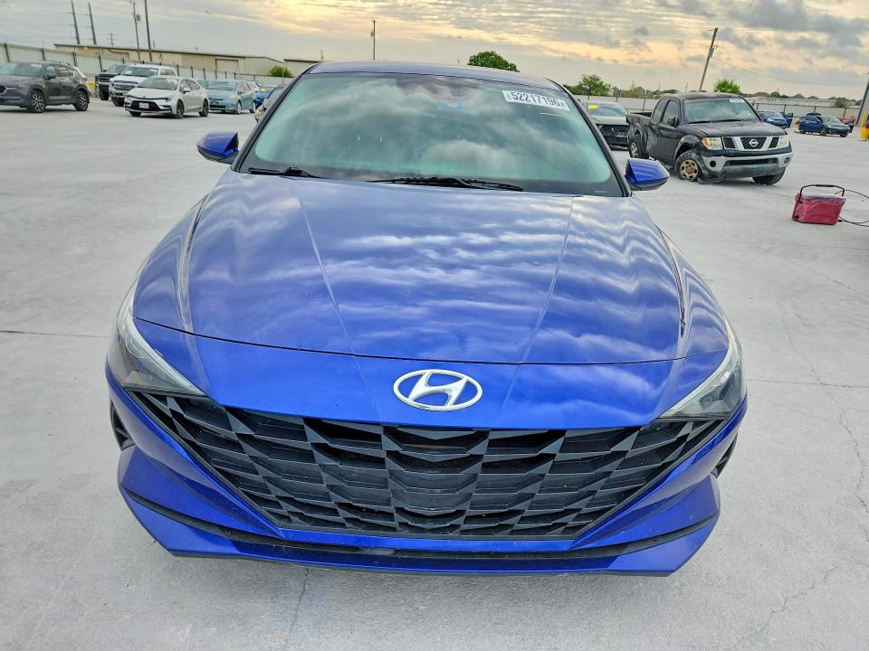 Продажа на аукционе авто 2021 Hyundai Elantra, vin: 5NPLM4AG7MH036412, номер лота: 52217196