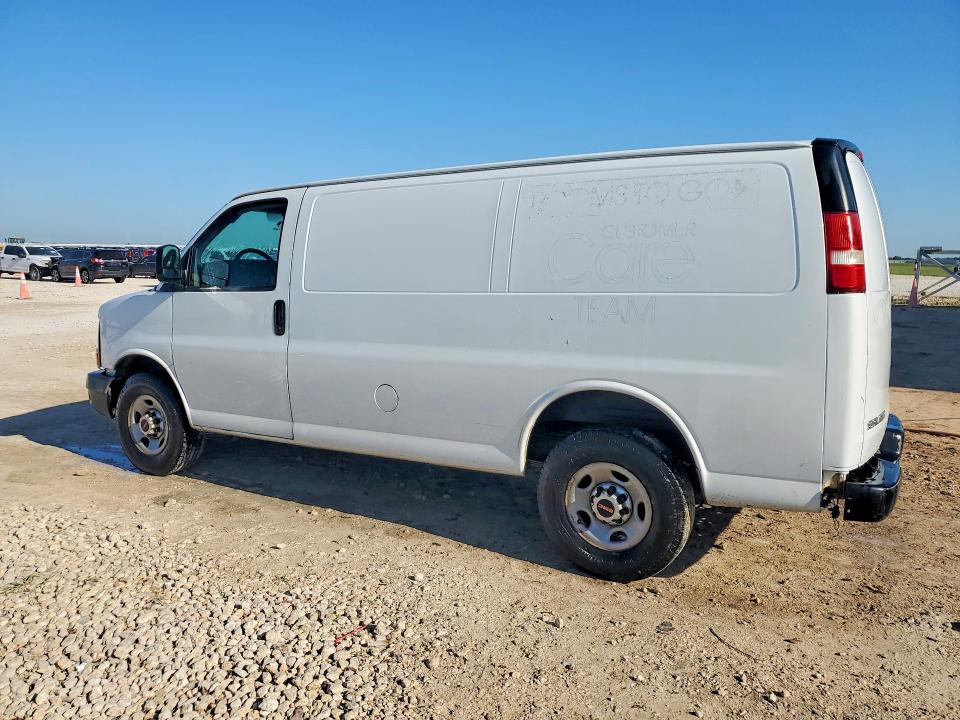 53593266 :رقم المزاد ، 1GTW7FCF5F1113597 vin ، 2015 Gmc Savana مزاد بيع