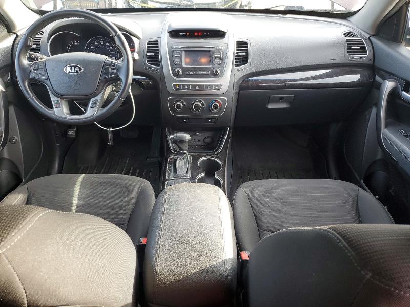 55109856 :رقم المزاد ، 5XYKTCA60FG585752 vin ، 2015 Kia Sorento مزاد بيع