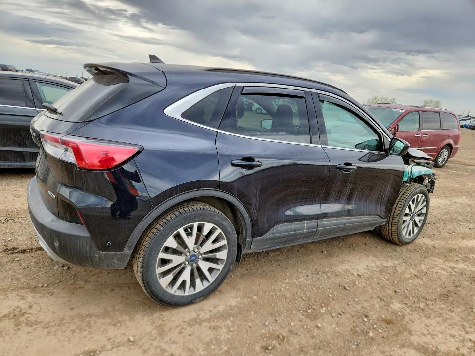 52289956 :رقم المزاد ، 1FMCU9DZ3MUA80354 vin ، 2021 Ford Escape مزاد بيع