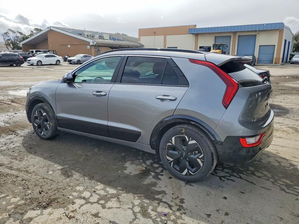 Продажа на аукционе авто 2024 Kia Niro, vin: KNDCR3L15R5099701, номер лота: 54545366