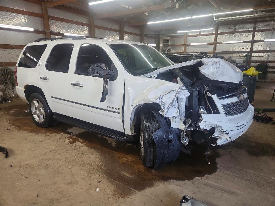 51838346 :رقم المزاد ، 1GNSKCE03BR115176 vin ، 2011 Chevrolet Tahoe مزاد بيع