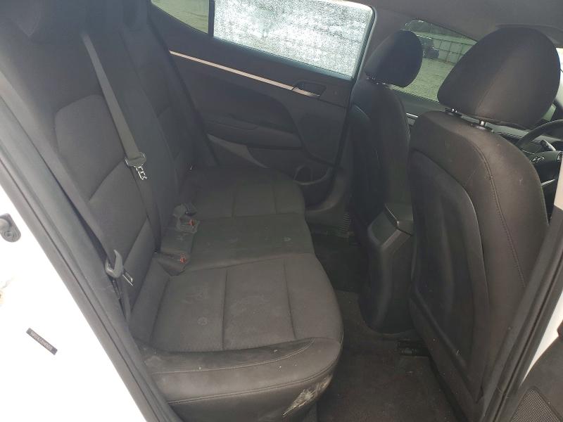 52240546 :رقم المزاد ، 5NPD74LF7KH496070 vin ، 2019 Hyundai Elantra مزاد بيع