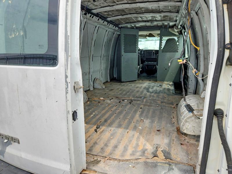 52465766 :رقم المزاد ، 1GTGG29V951190175 vin ، 2005 Gmc Savana مزاد بيع