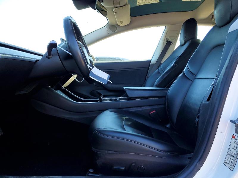 53473866 :رقم المزاد ، 5YJ3E1EA5JF015733 vin ، 2018 Tesla Model 3 مزاد بيع