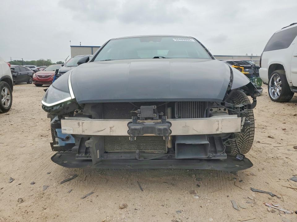 2020 Hyundai Sonata მანქანა იყიდება აუქციონზე, vin: 5NPEH4J27LH002180, აუქციონის ნომერი: 52409066