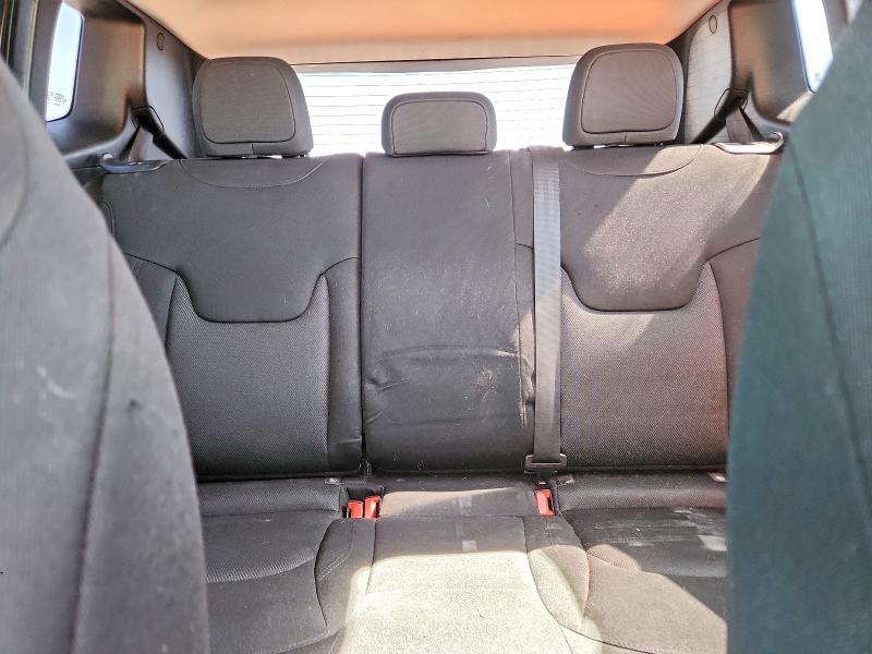 52676726 :رقم المزاد ، ZACCJBAB0JPG82444 vin ، 2018 Jeep Renegade مزاد بيع